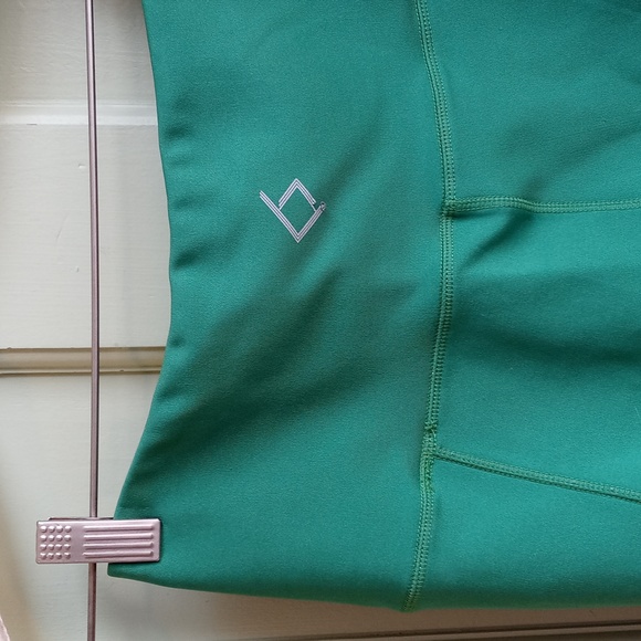 Women's Better Sports Performance Kelly Green tech pocket bike short Small - Picture 8 of 8